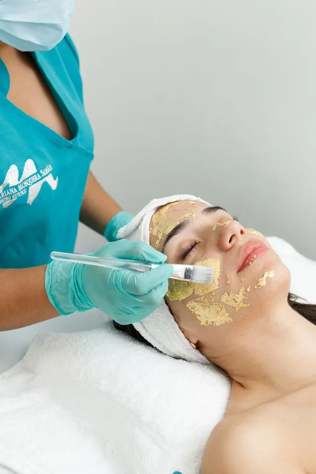 Tratamiento Facial Gold - Mariana Mosquera