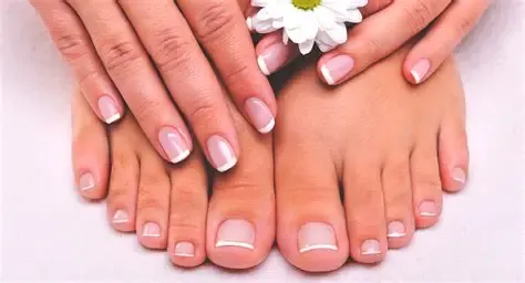 Tratamiento Manicure y Pedicure - Mariana Mosquera